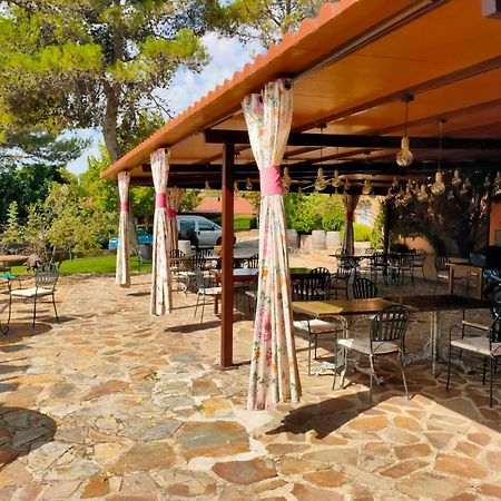 Bungalow Infanta Torrelaguna Exterior photo